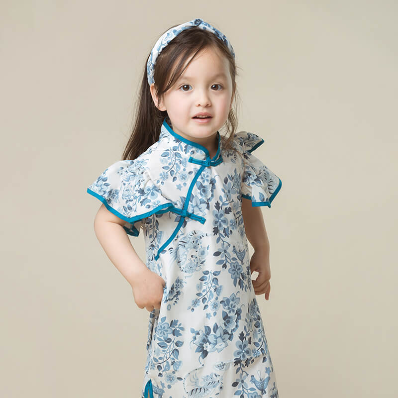 NianYi-Chinese-Traditional-Clothing-for-Kids-Alice Rabbit Printed Qipao-N101069-9
