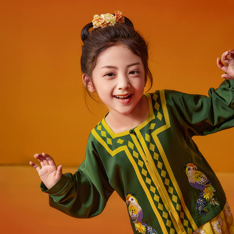 Traditional Chinese Realistic Bird and Flower Painting Mamian Pleated Dress and Shirt for Kids NOT a  Set