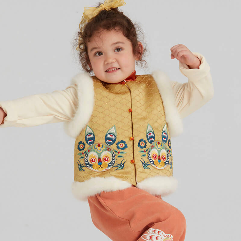 NianYi-Chinese-Traditional-Clothing-for-Kids-Lucky Bunny Brocade Vest-N4224082A05-Color-NianYi Gold-6